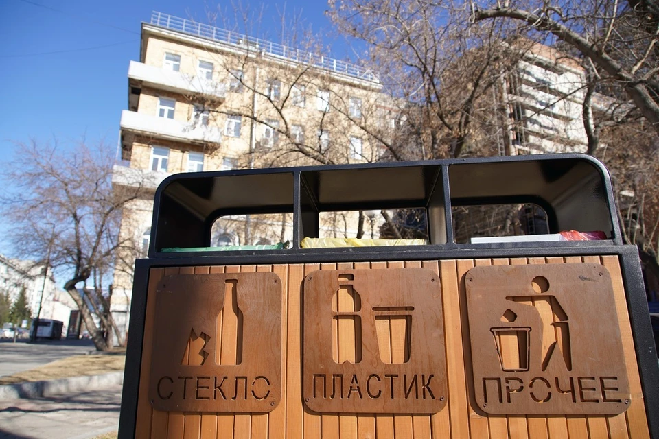 Губернатор поручил решить вопрос с вывозом мусора в Красноярске