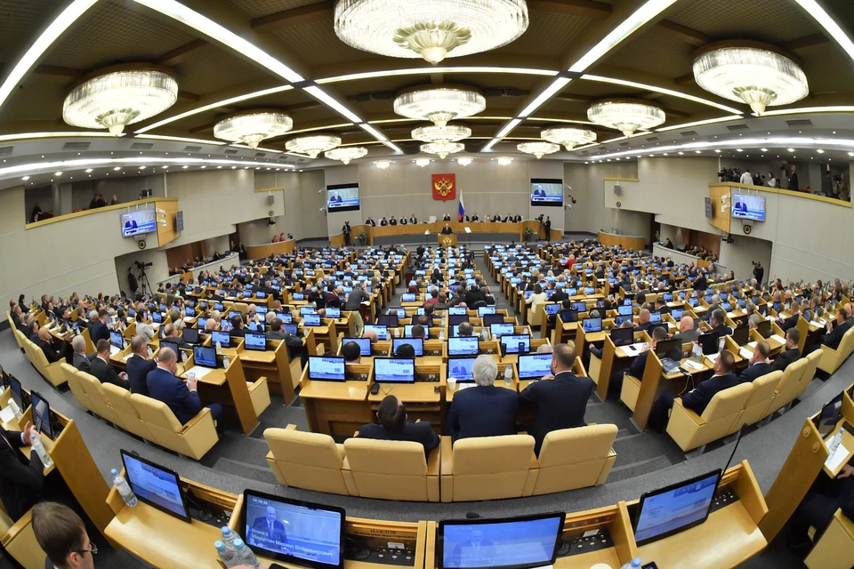 Госдума приняла в первом чтении законопроект о поддержке развития технологий ИИ