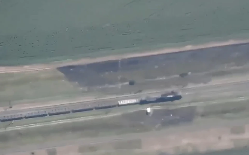 Российские войска ударили по транспорту противника. Фото - скриншот с видео