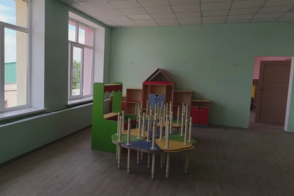 В поселке Старый Крым под Мариуполем завершают восстановление детсада. Фото: УТНКР