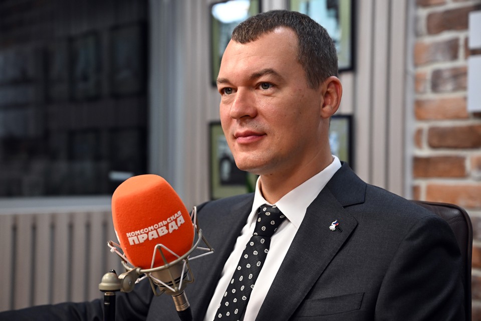 «Комсомолка» подарила Михаилу Дегтяреву на день рождения его любимую песню