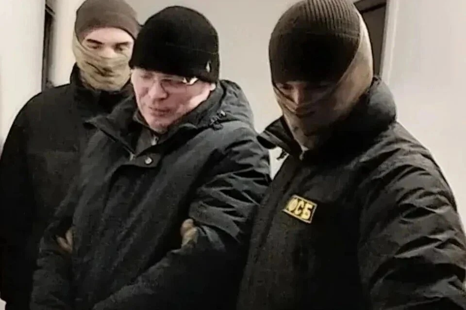 Экс-чиновника обвиняют в получении взяток. Фото: читатель КП