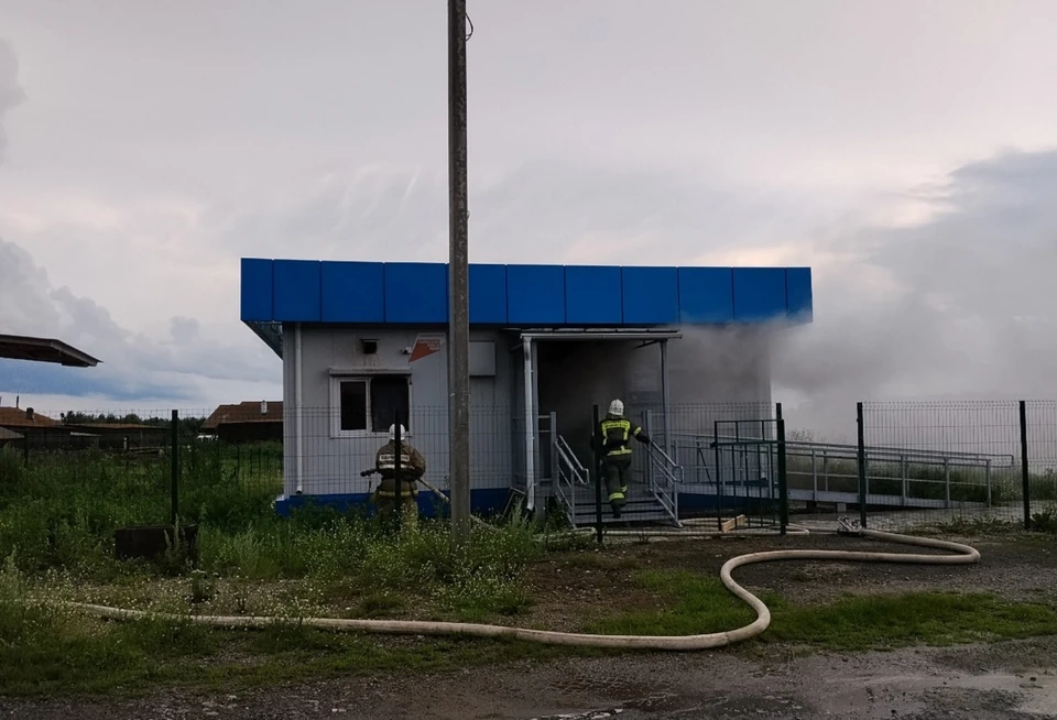 Причины пожара устанавливаются. Фото: Глава Артемовского муниципального округа Андрей Клименко
