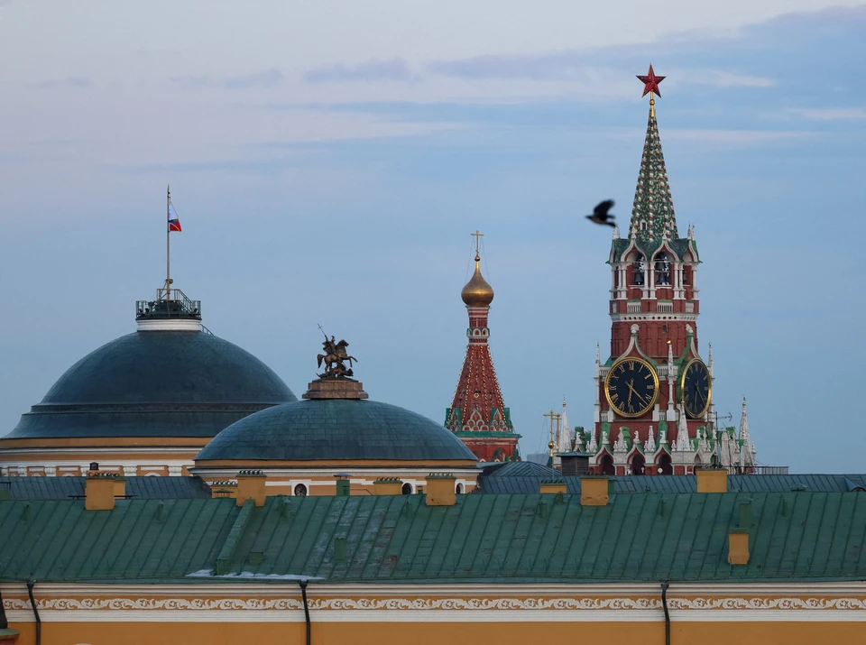 Рубиновое стекло для кремлевских звезд изготовили в Константиновке