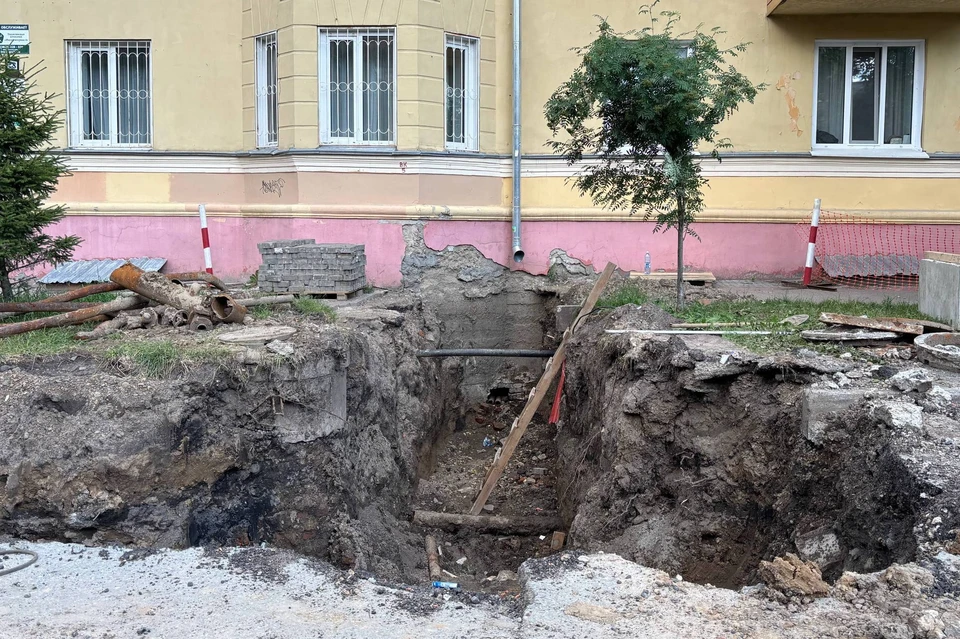 Движение в переулке закрыто до выходных. Фото: Марина Лукина