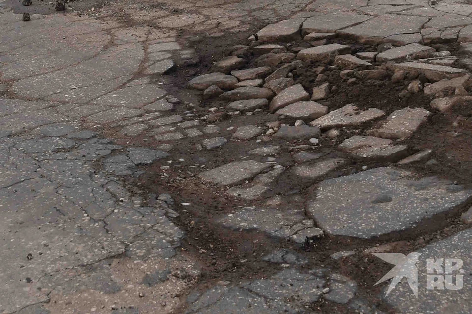 В администрации Спасского округа объяснили отказ от ремонта дороги нехваткой средств.