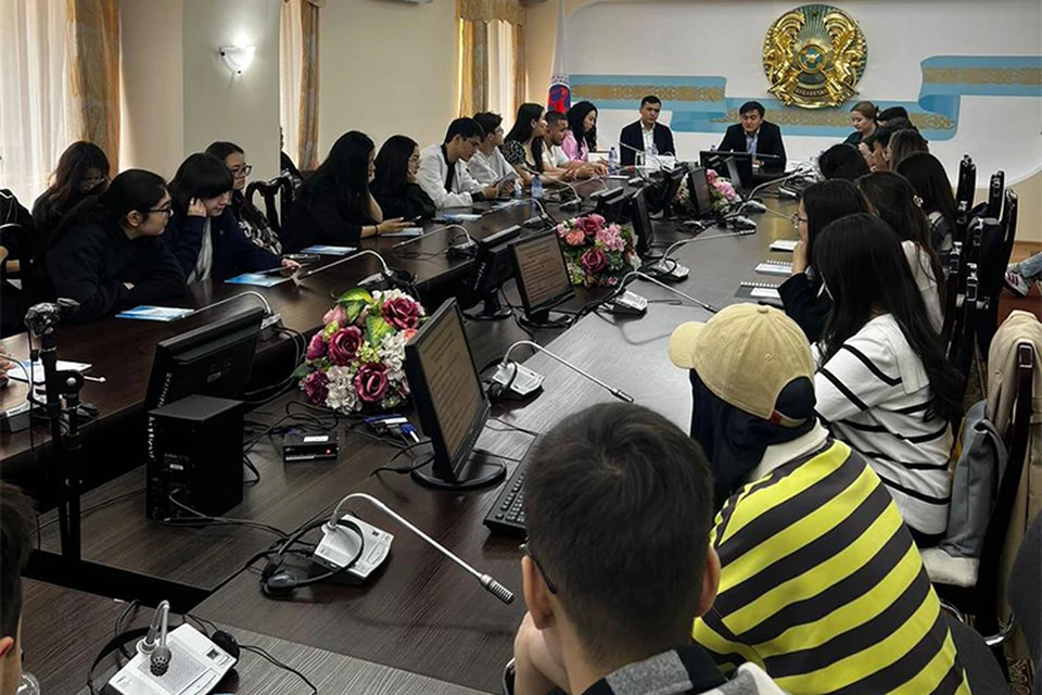 Управление регулярно проводит Дни открытых дверей, общественные приемы, консультации граждан. Любой житель города может обратиться за разъяснениями/Открытый источник