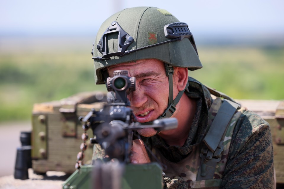Новости СВО на Украине и боевая сводка на 15 июля: Байдена-младшего тошнит от незалежной, бандеровцы маршируют по центру Парижа, в Чернобыле снова пожар