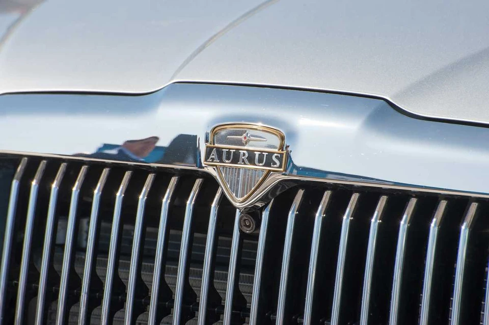 Продажи люксовых автомобилей выросли в России за полгода. Andrey 69 / Shutterstock.com / Fotodom.