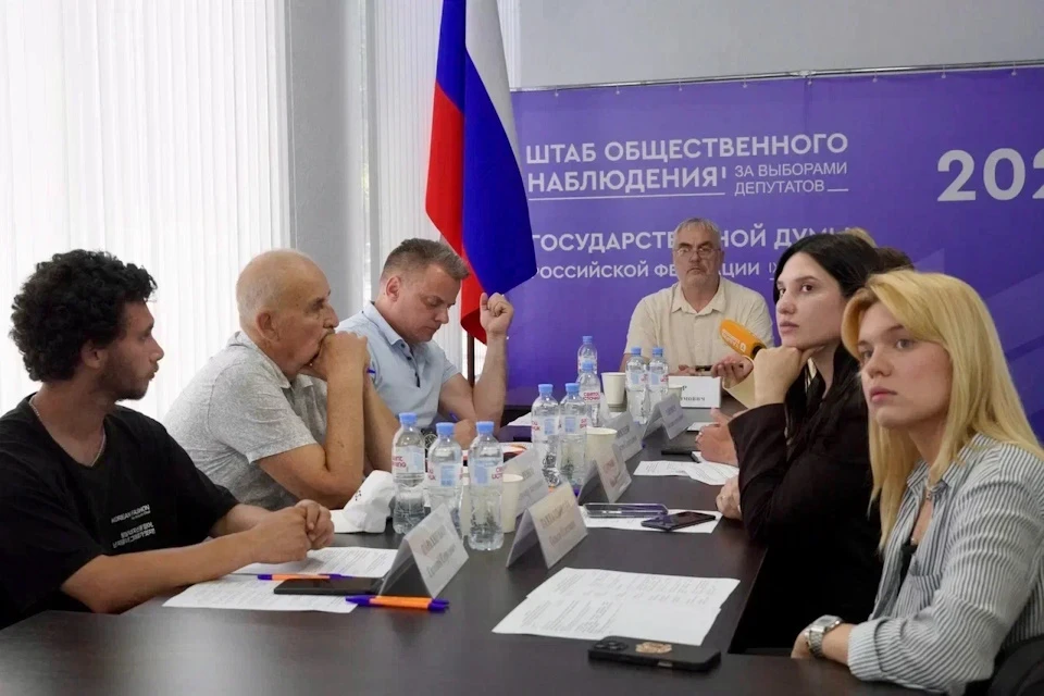 В состав штаба вошли общественные деятели и активисты Фото: администрация ХО