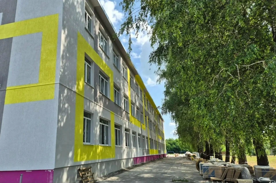 Капитально ремонтируют 10 школ. Фото: https://vk.ru/pv.malkov