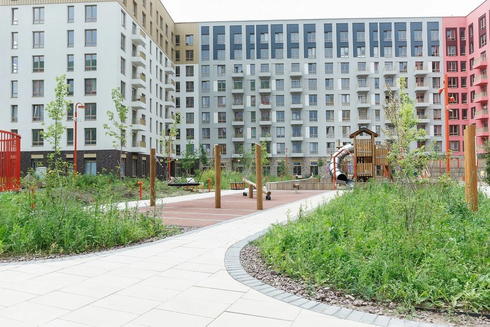 В Ленинградской области дети-сироты получили собственное жилье. Фото: пресс-служба группы «Самолет».