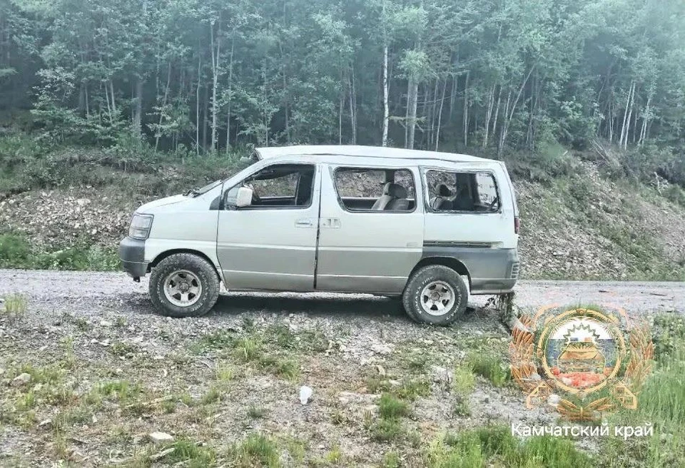На Камчатке водитель получил тяжелые травмы после опрокидывания машины в кювет Фото: ГАИ Камчатского края