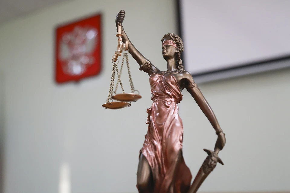 Суд арестовал экс-участницу «Дома-2» за голую прогулку по Москве