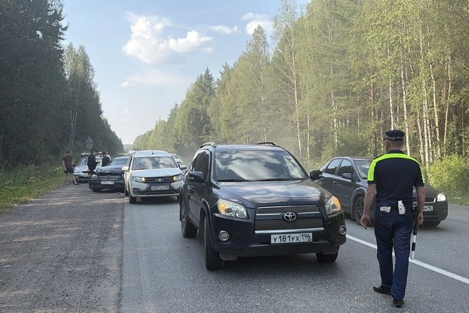 Водитель Mercedes-Benz спровоцировала ДТП. Фото: Госавтоинспекция Свердловской области
