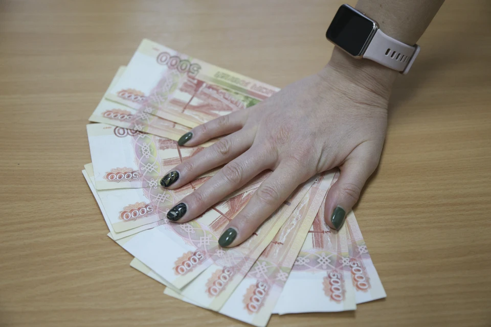 Жительница Томска привлекалась к ответственности за неуплату алиментов, но переводить деньги на содержание детей не начала