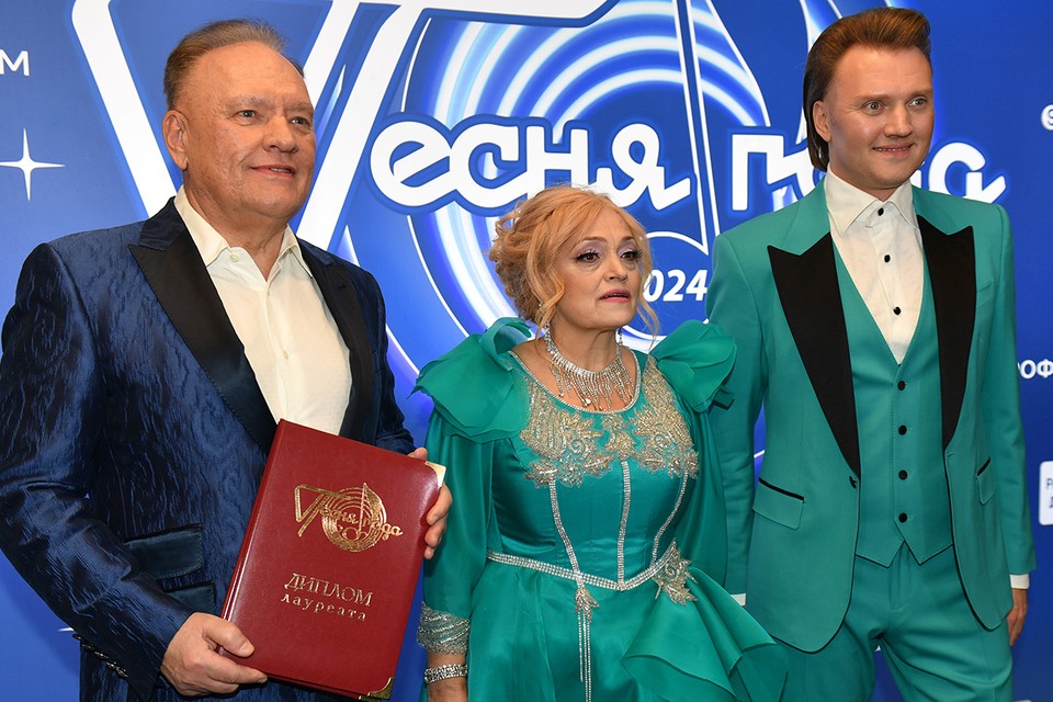 Певица Надежда Кадышева угодила в скандал: она получила деньги, а договоренности не выполнила