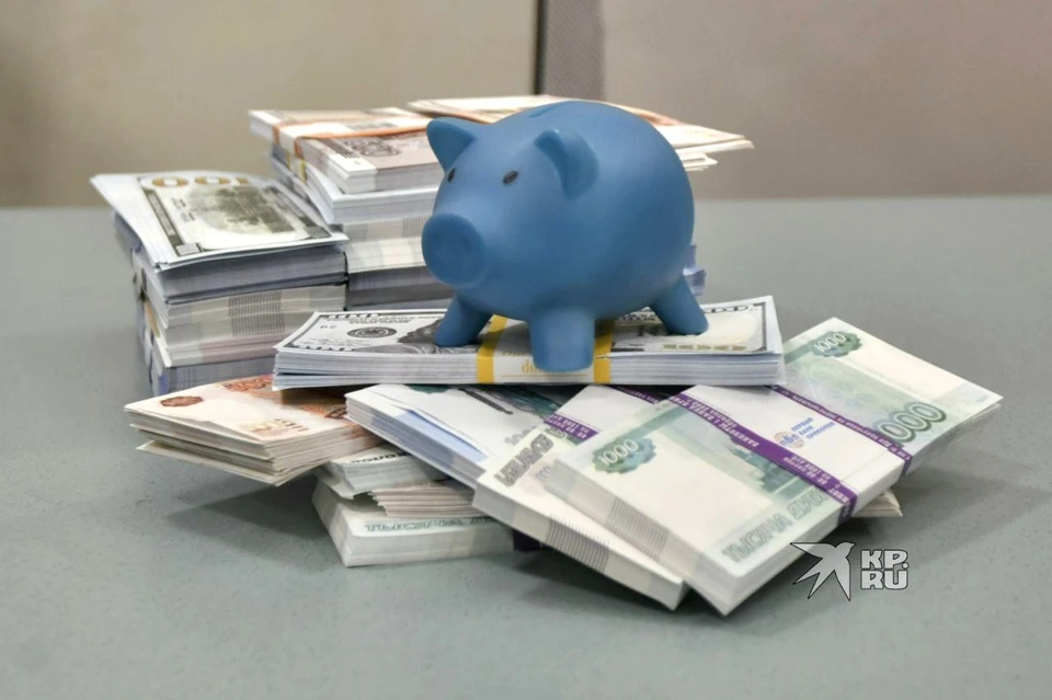 Количество жалоб на банки снизилось на 13%, а на страховые компании - на 12%