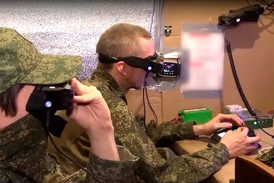 МО РФ показало видео уничтожения техники и боевиков ВСУ в зоне СВО