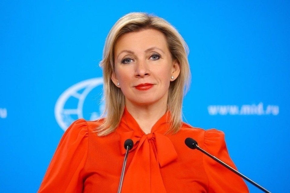Мария Захарова: Призывая к давлению на РФ, Макрон командует совершать теракты