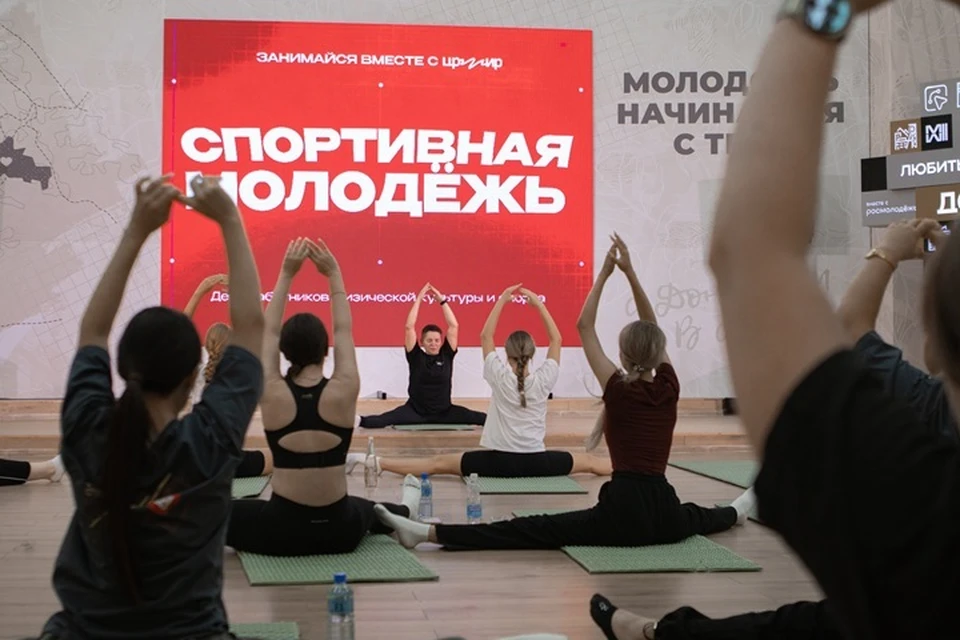 В Донецке прошла тренировка с 5-кратной чемпионкой мира Еленой Чабаненко. Фото: Минмол ДНР