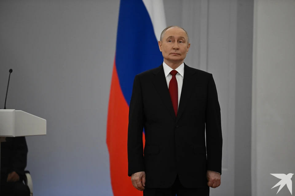 Владимир Путин похвалил Екатеринбург за обновление парка общественного транспорта