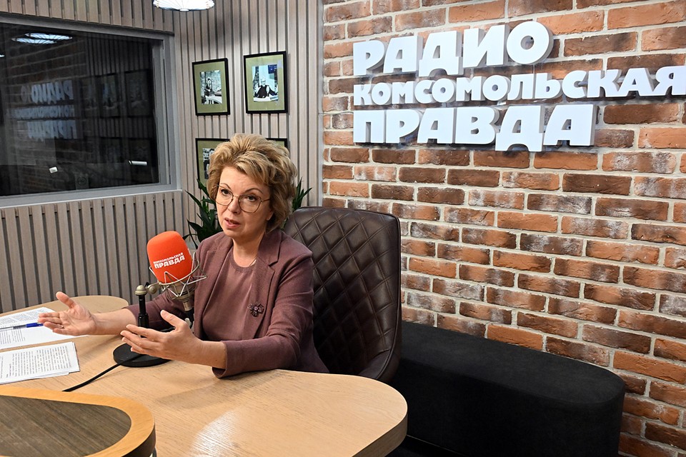 Елена Ямпольская: Слова «Работайте, братья» вошли в новый учебник русского языка