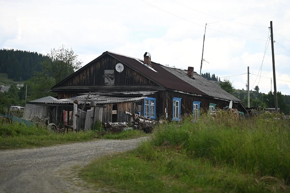 Школьницу нашли у дороги.