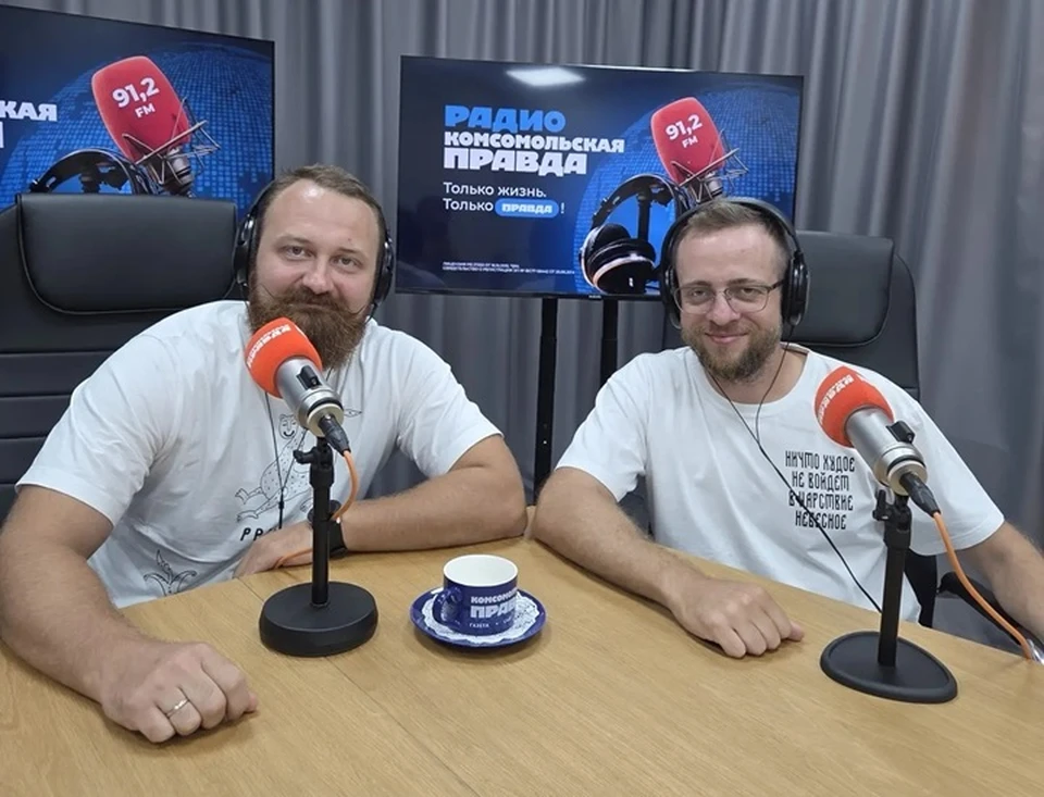 Археологи Ярослав Радченко и Анатолий Данилин
