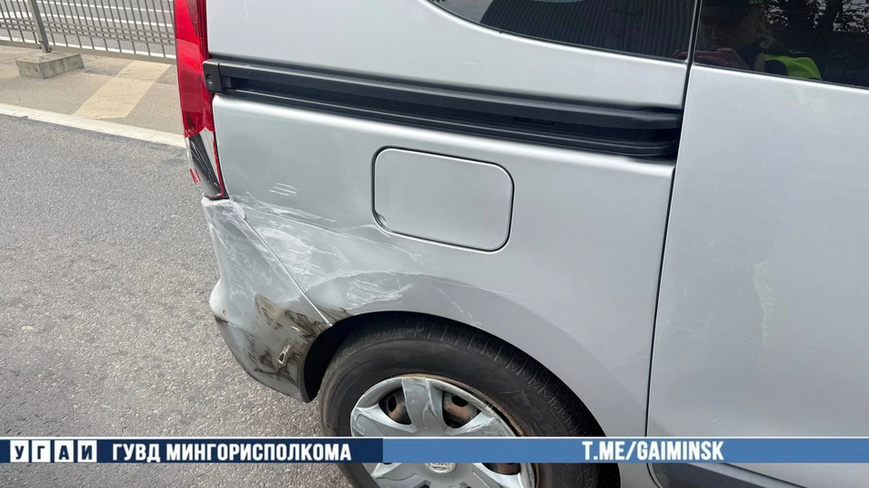 ГАИ назвала причину массового ДТП с четырьмя автомобилями на улице Орловской в Минске. Фото: телеграм-канал УГАИ ГУВД Мингорисполкома