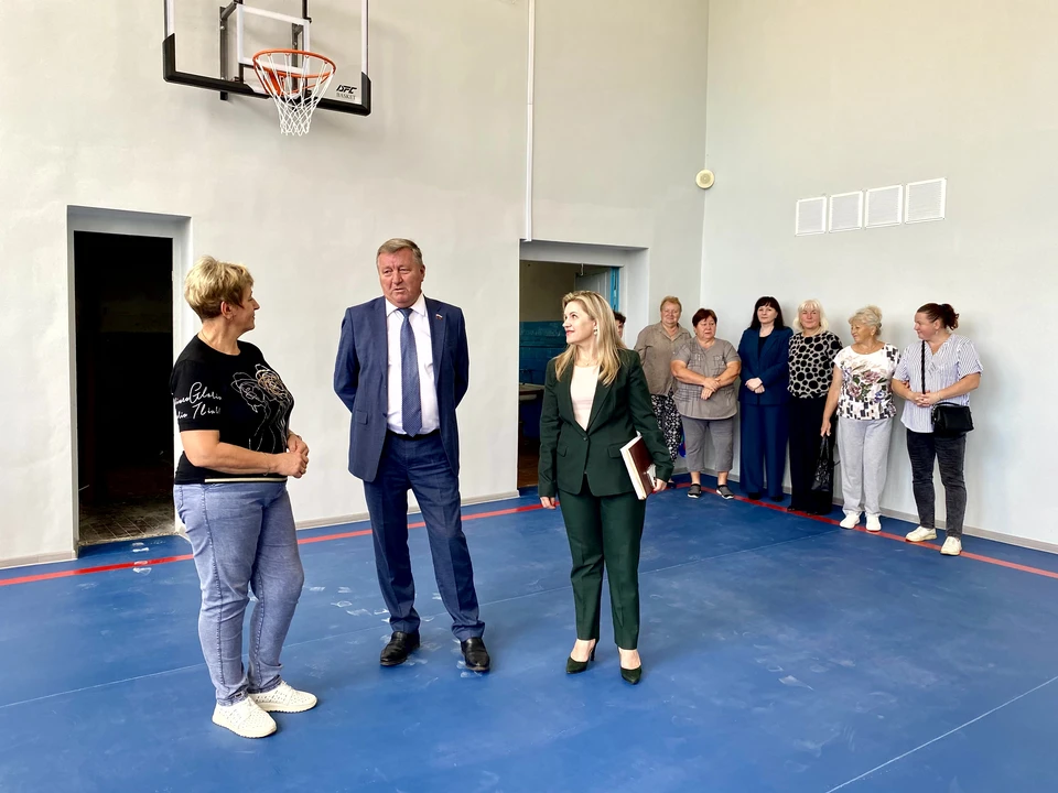 В Старомайнском районе Ульяновской области ремонтируют дорогу и спортзал | ФОТО: предоставлено КП