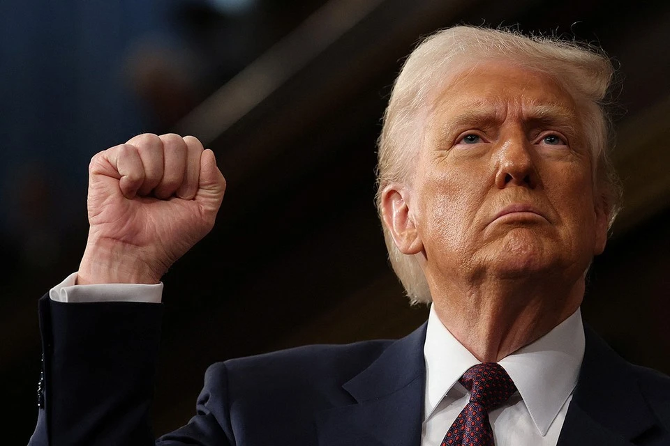 Трамп заявил, что демократы могут вынести ему импичмент