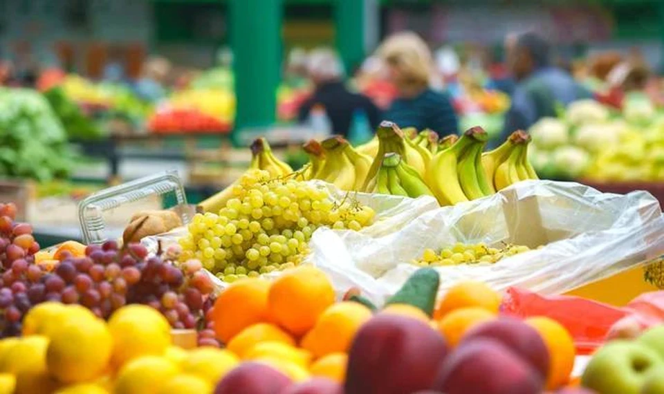 Банан — один из самых известных продуктов, помогающих в борьбе с хандрой. Фото:соцсети