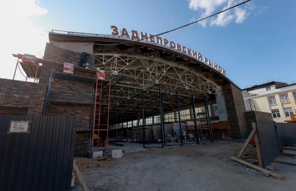 Руками строителей преображаются улицы Кашена, Желябова, Беляева и Заднепровский рынок. Фото: пресс-служба Правительства Смоленской области.