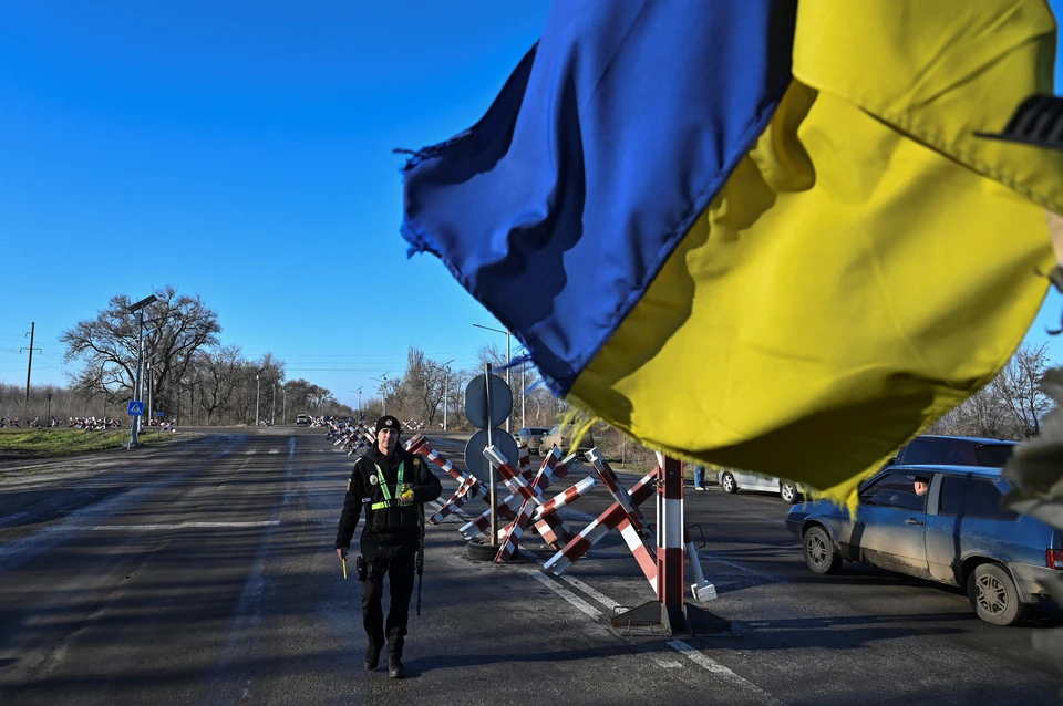 Экономист Зубец: Украина является страной-банкротом