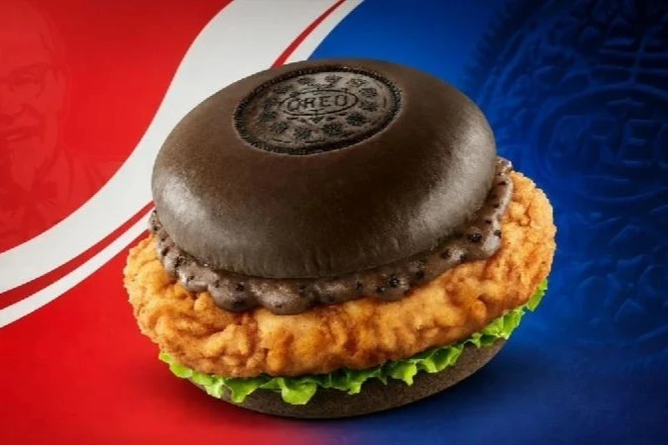 KFC представила куриный сэндвич со вкусом Oreo. Фото: KFC