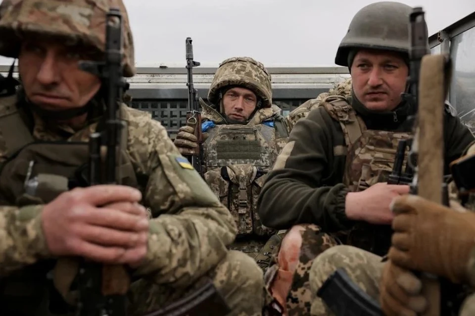 Guardian: Украинцы возмущены тем, что ВСУ хранят боеприпасы возле жилых домов