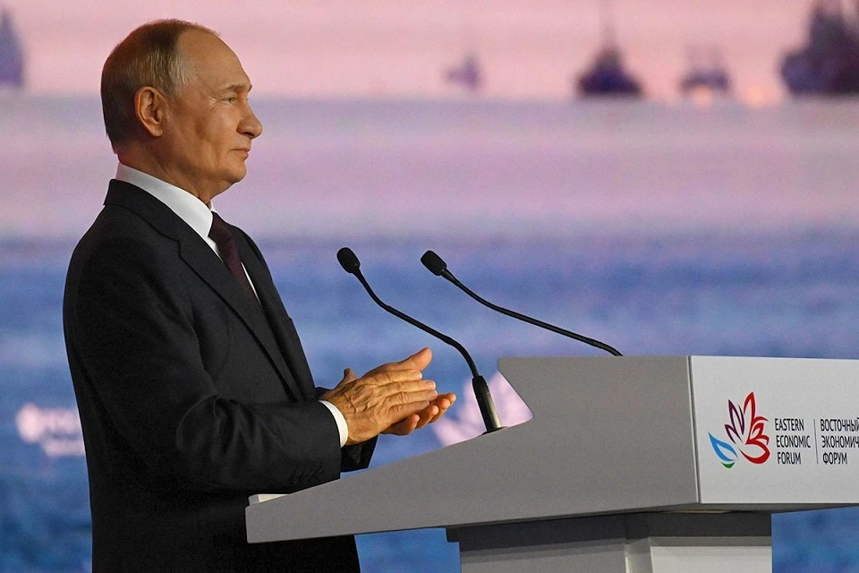 Путин заявил, что экономику России опасно накачивать денежной массой
