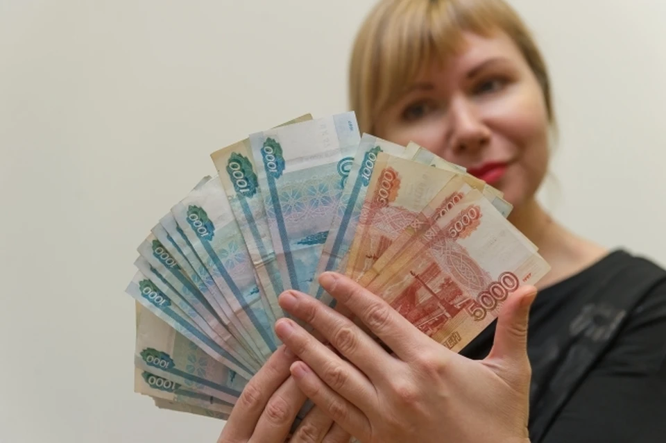 Средняя зарплата в Татарстане достигла 98,5 тысячи рублей.