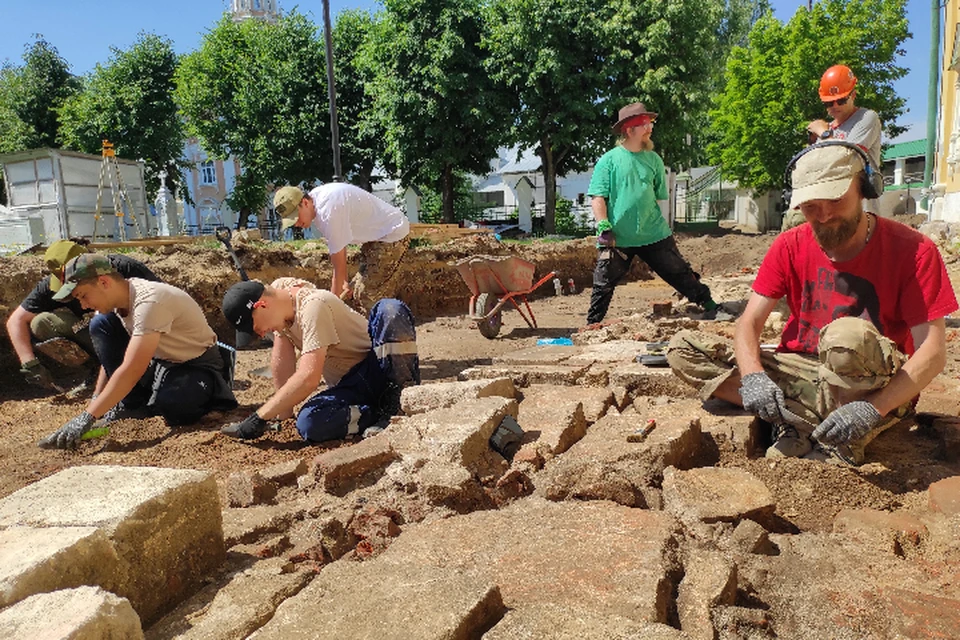 Студенты из Луганска прошли археологическую практику в Подмосковье. Фото: Петр Коваленко