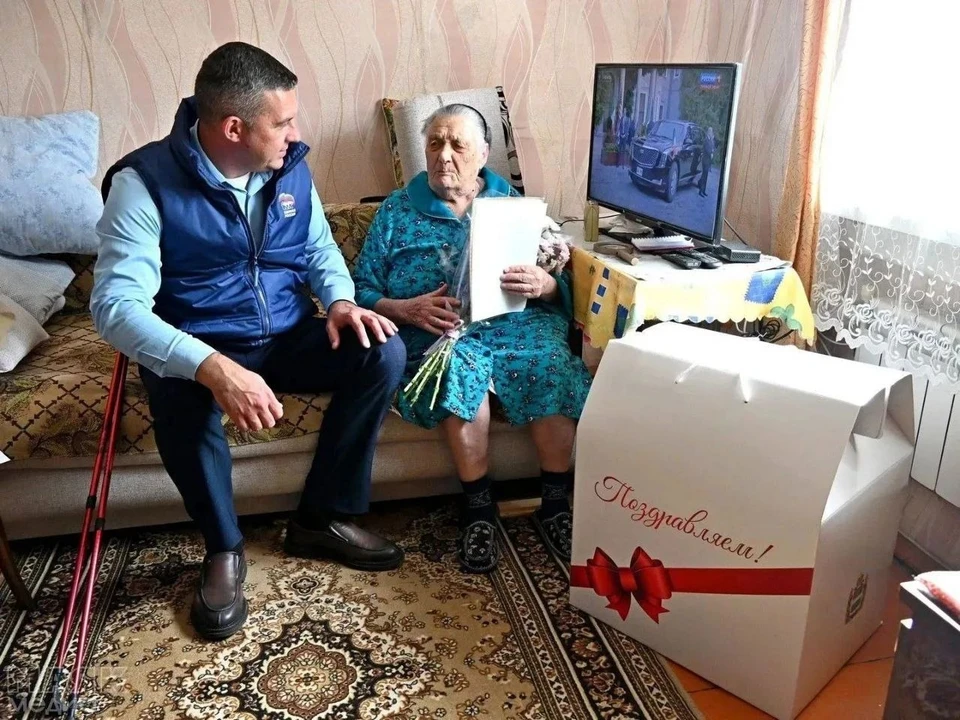 Юбилярша вместе с Парфеновым.
