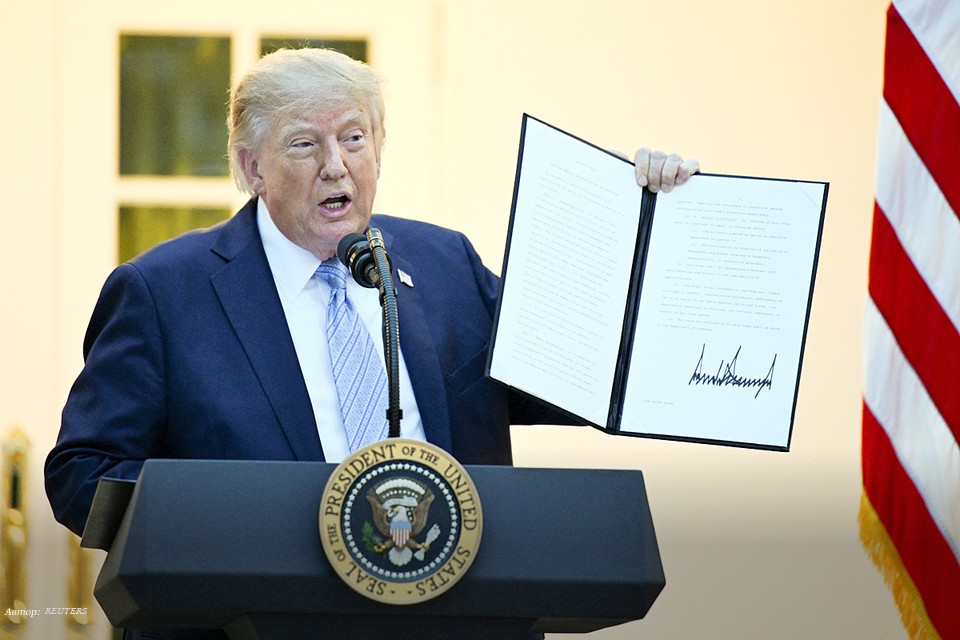 Трамп вытащил из кармана «пряник» на фоне «адских санкций»: Что на самом деле происходит в переговорах США и России по Украине
