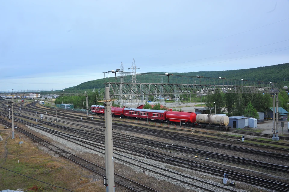 В Ростовской области произошло ЧП на железной дороге.