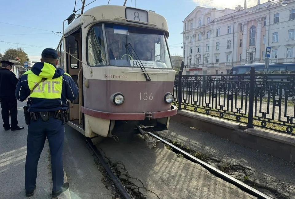 Девушка получила травму головы. Фото: ГАИ Свердловской области