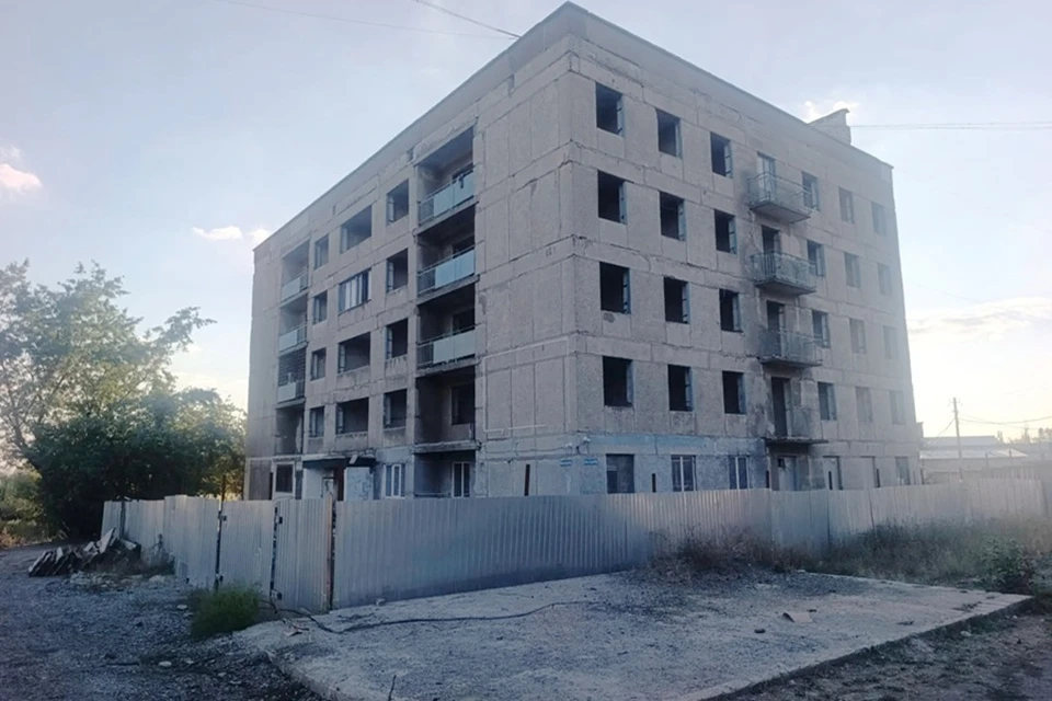 В Торезе приступили к ремонту общежития медицинского колледжа. Фото: Единый заказчик