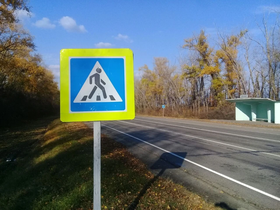 За непредоставление преимущества людям на переходах составлено 27 протоколов. Сами пешеходы нарушили правила 45 раз, переходя дорогу в неположенном месте.