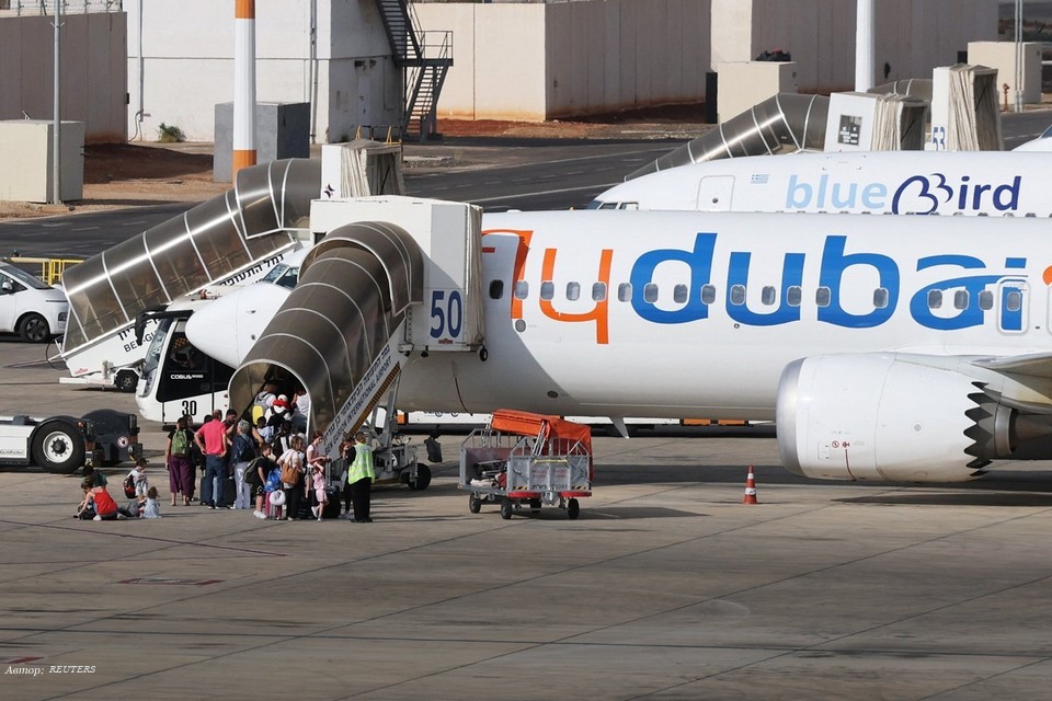 Спасшие самолет FlyDubai летчики из России и с Украины сидели в хвосте: очевидец описал поведение героев