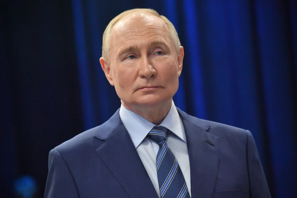 Путин отметил, что референдум на Донбассе и Новороссии проводили в соответствии с международным правом