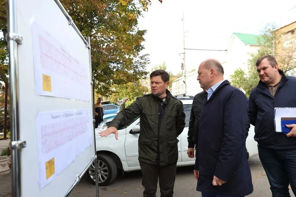 Александр Скрябин проверил исполнение поручений губернатора Юрия Слюсаря и ход работ на ключевых объектах. Фото: MAX-канал Александра Скрябина.