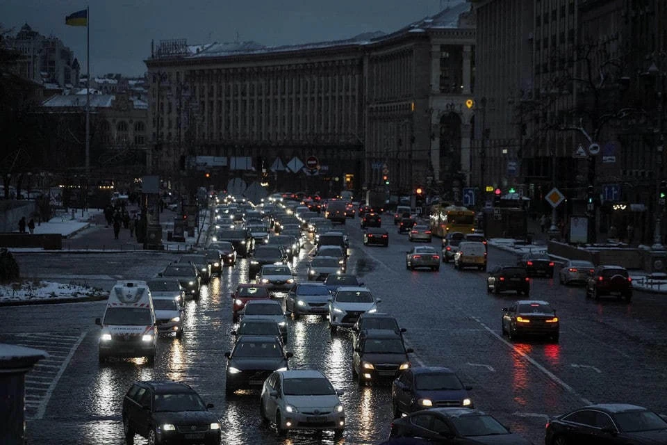В Киеве произошли перебои с электричеством, 70% города остались без воды